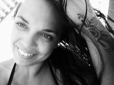 Anya Conzo, Certified Deva Professional Hair Stylist